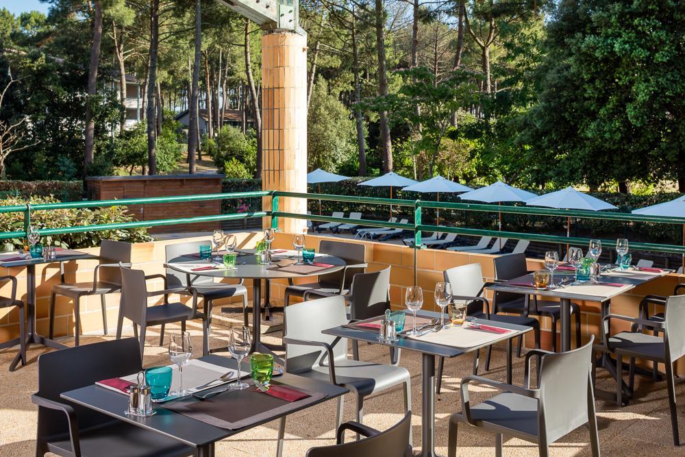Hotel & Spa Vitalparc, The Originals Collection Лаканау Екстериор снимка