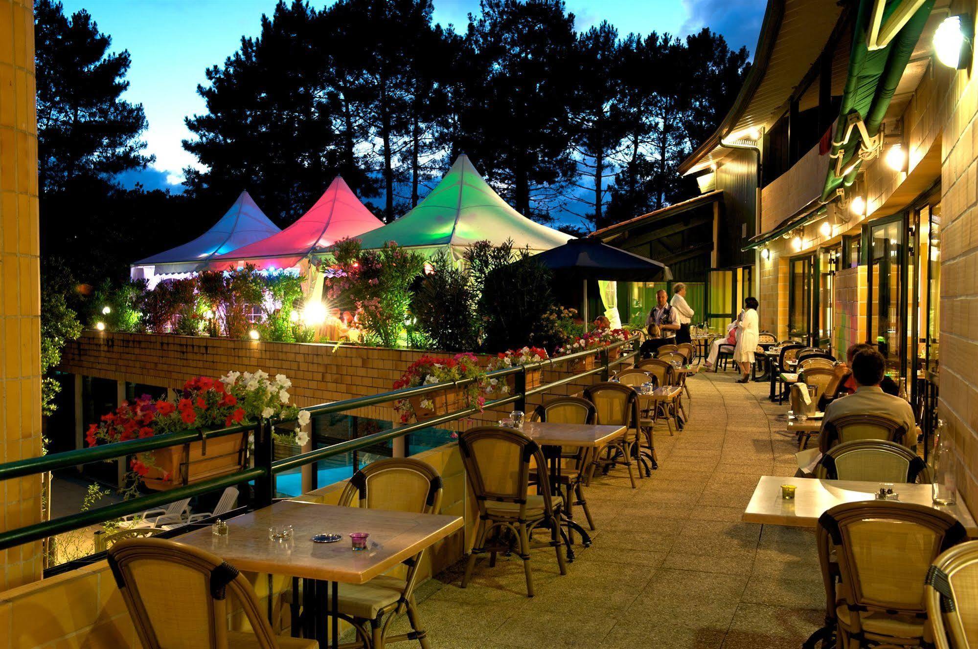 Hotel & Spa Vitalparc, The Originals Collection Лаканау Екстериор снимка